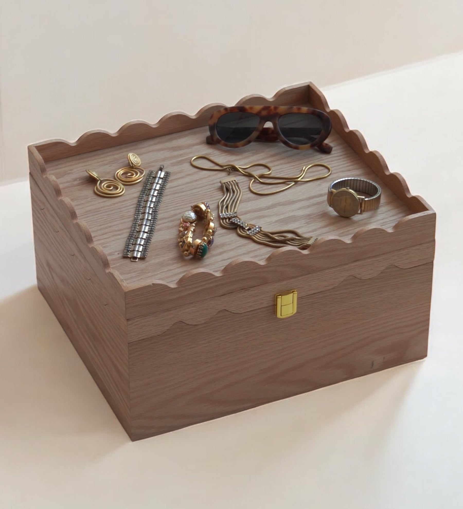 The 2-1 Keepsake Case Edition 2