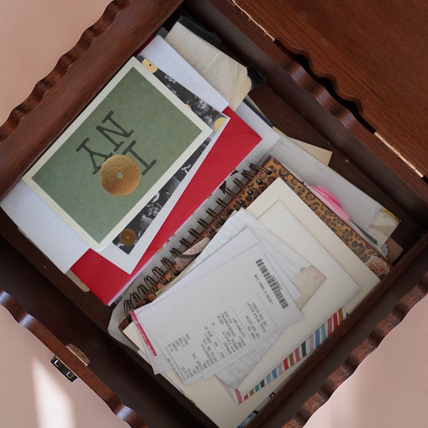 The 2-in-1 Keepsake Case