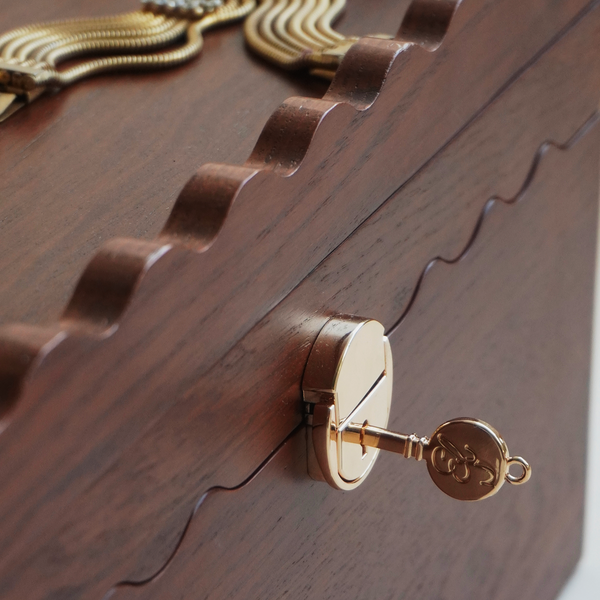 The 2-in-1 Keepsake Case Edition 2